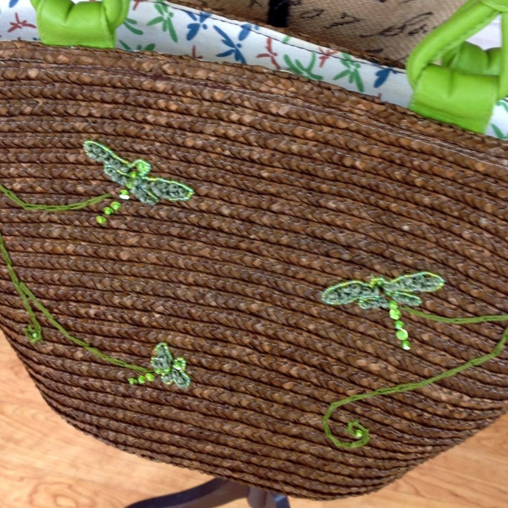 Beautiful Brown & Green Straw Tote